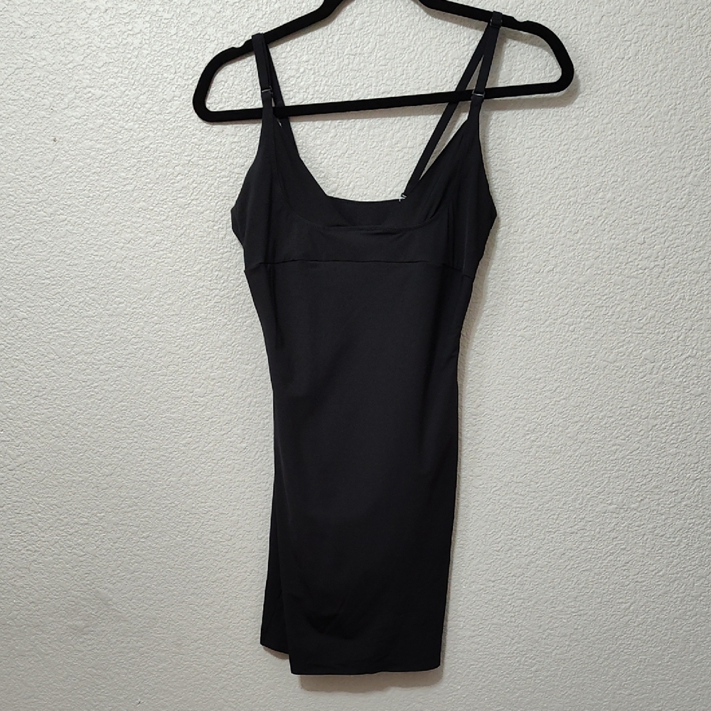 *Maidenform Black Hemless Shapewear Slip Adjustable Straps Extra Large